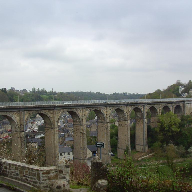 Viaduc sur la Rance