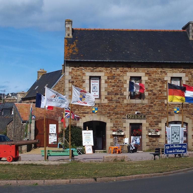 Musée de l'Histoire et des Traditions de Bretagne