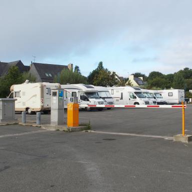 Stationnement camping-cars-Morgat