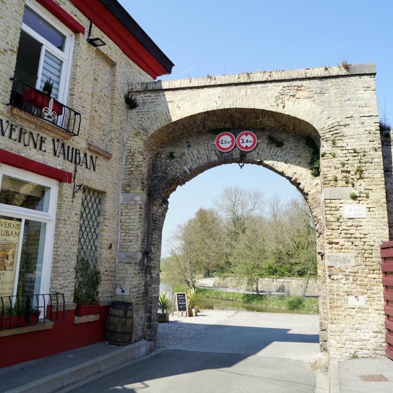 Porte du Quai