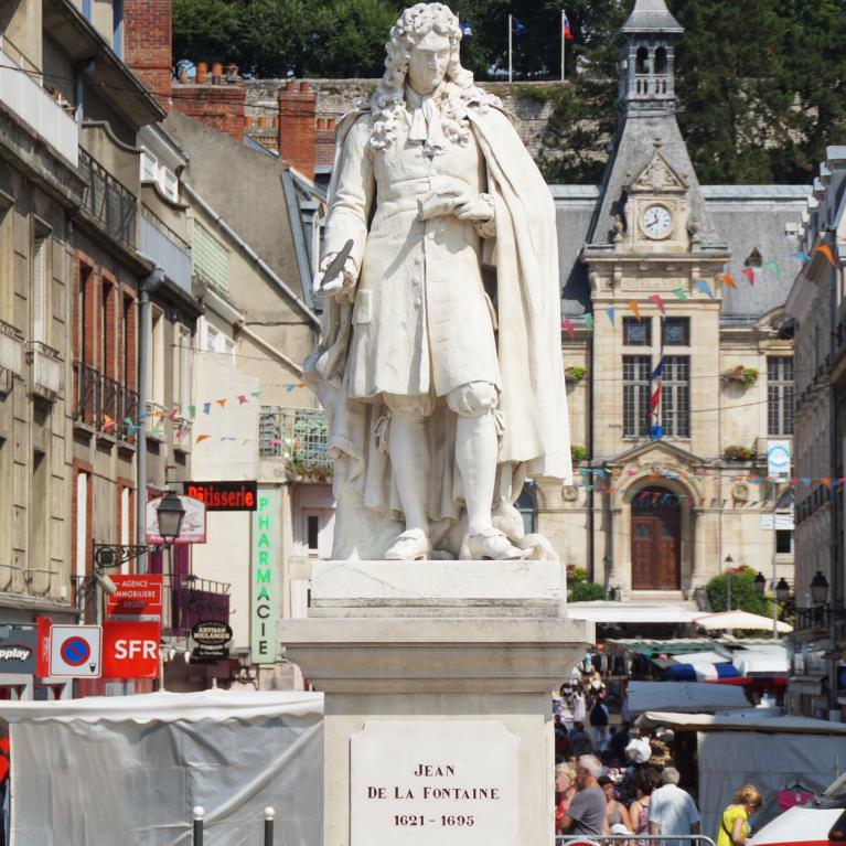 Statue Jean de la Fontaine