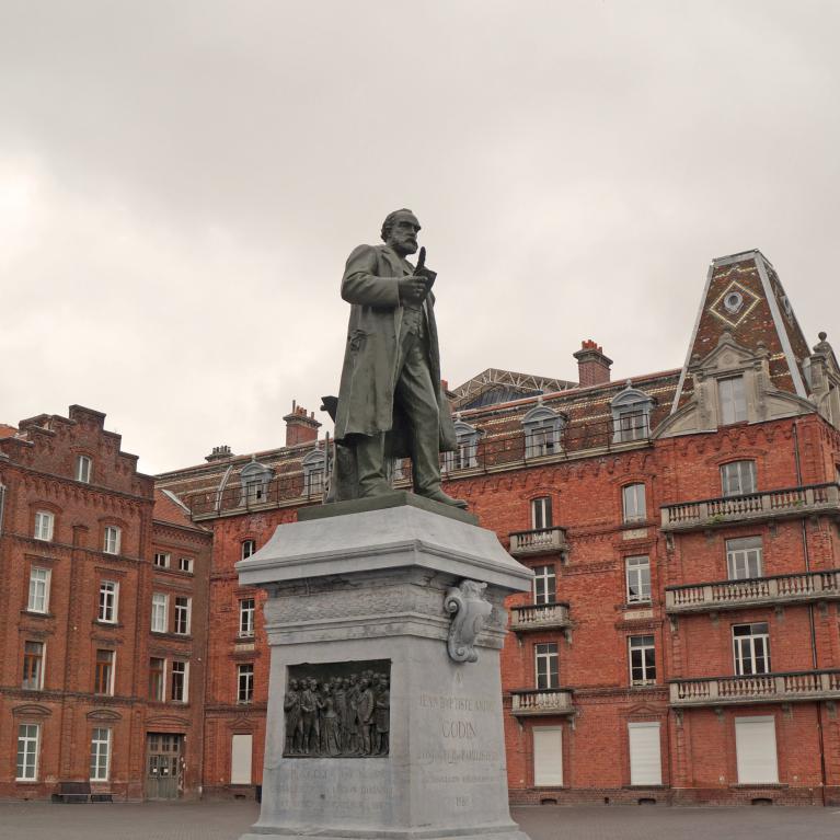 Statue Jean-B-A Godin