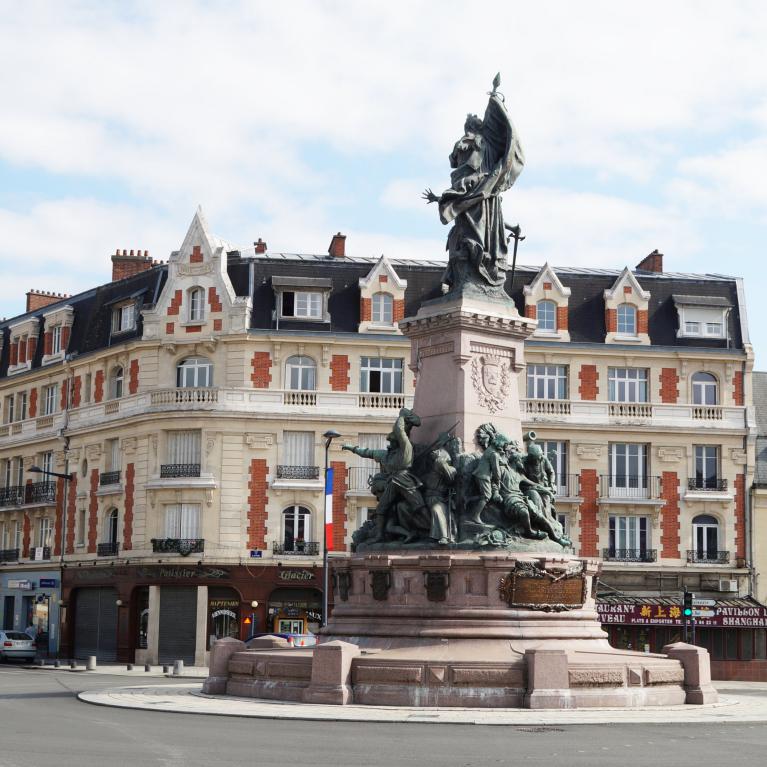 Place du Huit Octobre