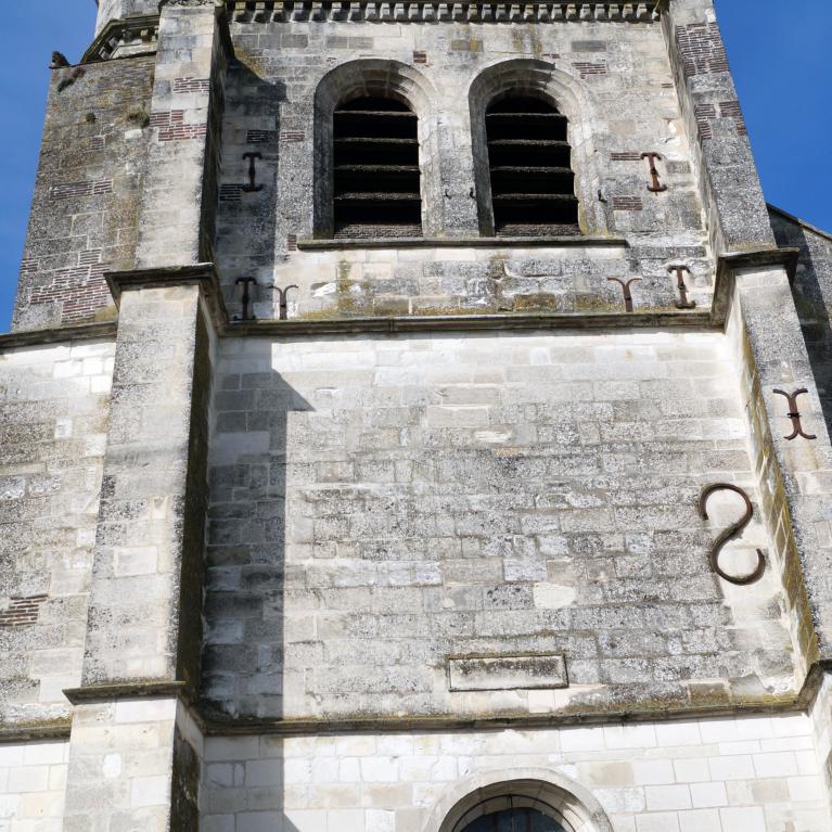 Église Saint Pierre ès Liens