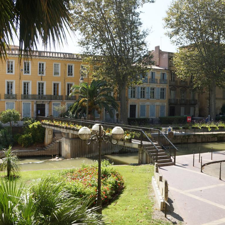 Passerelle entre deux villes