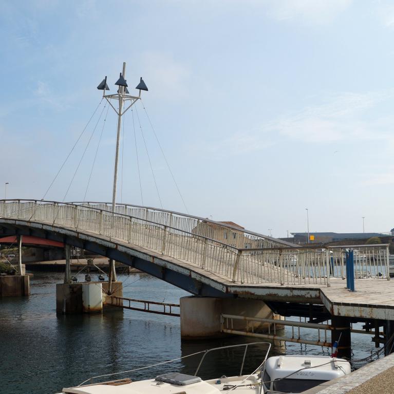 Passerelle piétonne