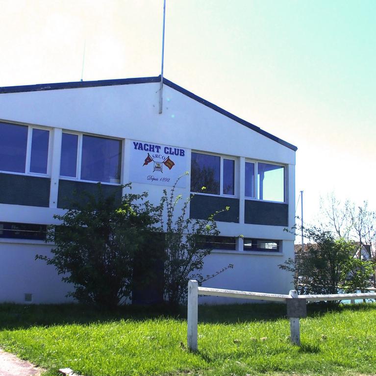 Yacht Club