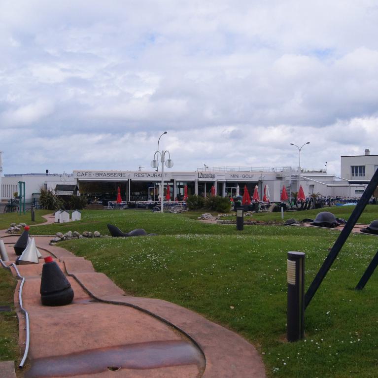 Mini-golf
