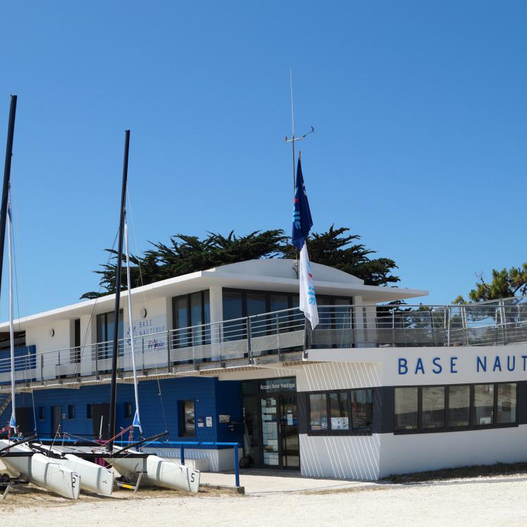 Base nautique