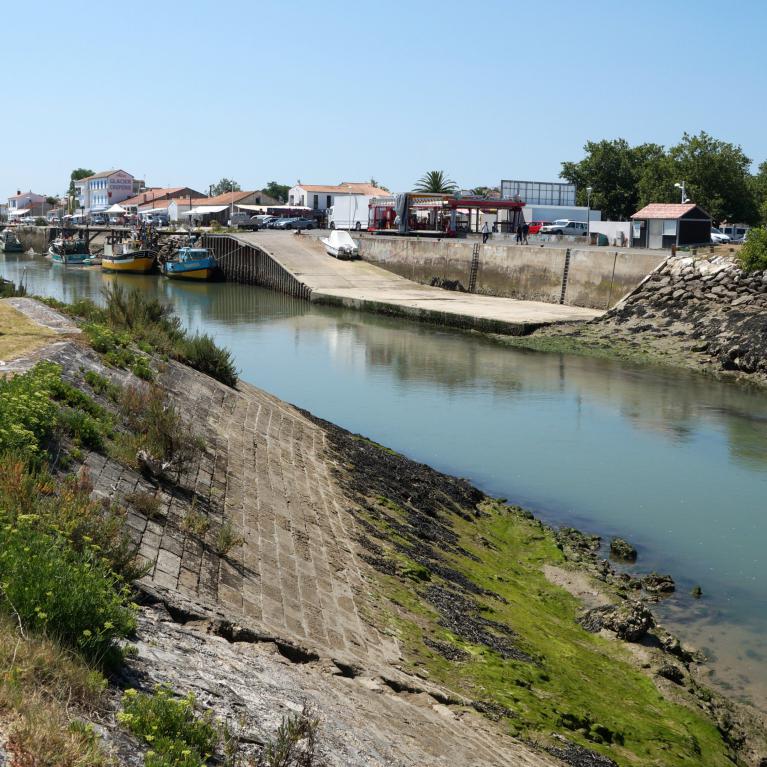 Port sur la Perrotine