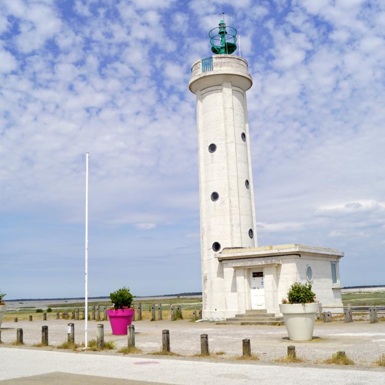 Phare du Hourdel