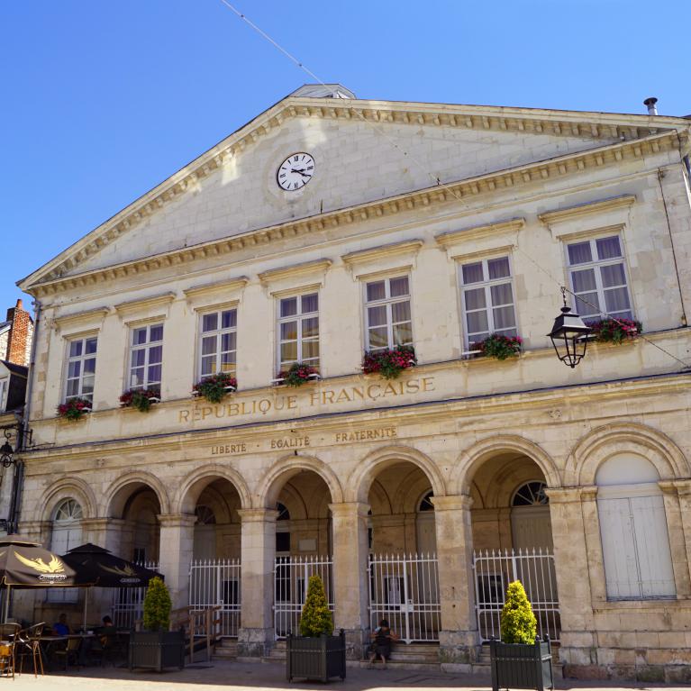 Ancienne mairie, conservatoire de musique et Office de Tourisme
