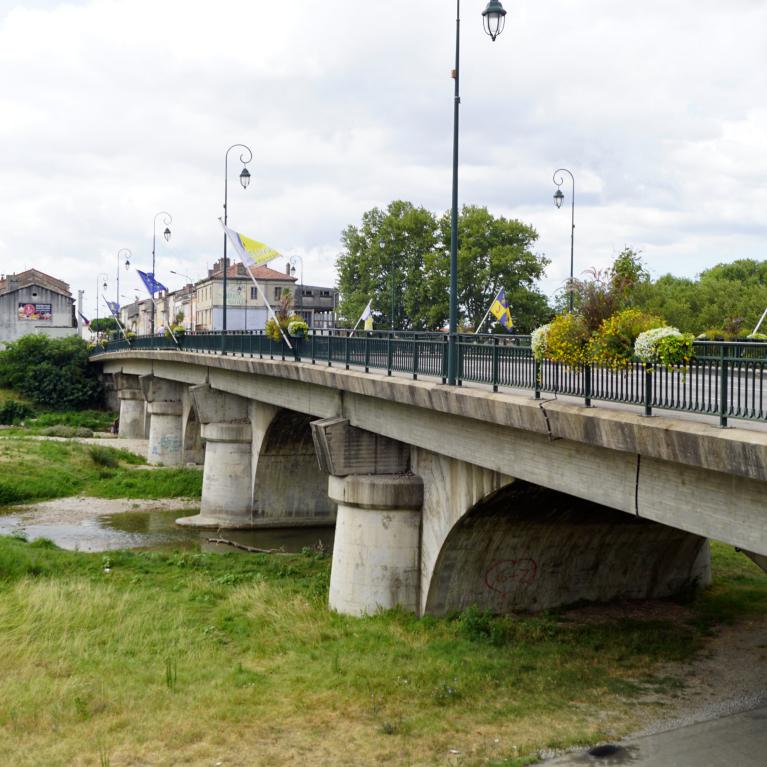 Pont sur le Roubion et le Jabron