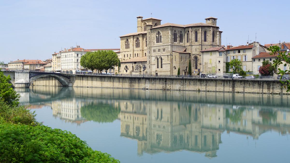 Collégiale Saint-Barnard