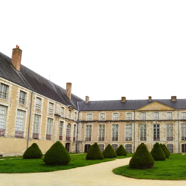 Façade côté jardin du Palais épiscopal