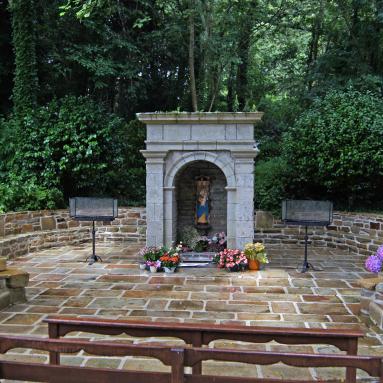 Fontaine Notre-Dame-de-Roscudon