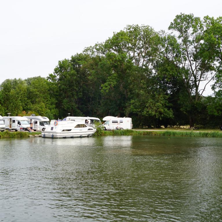 Port-Canal du Nivernais