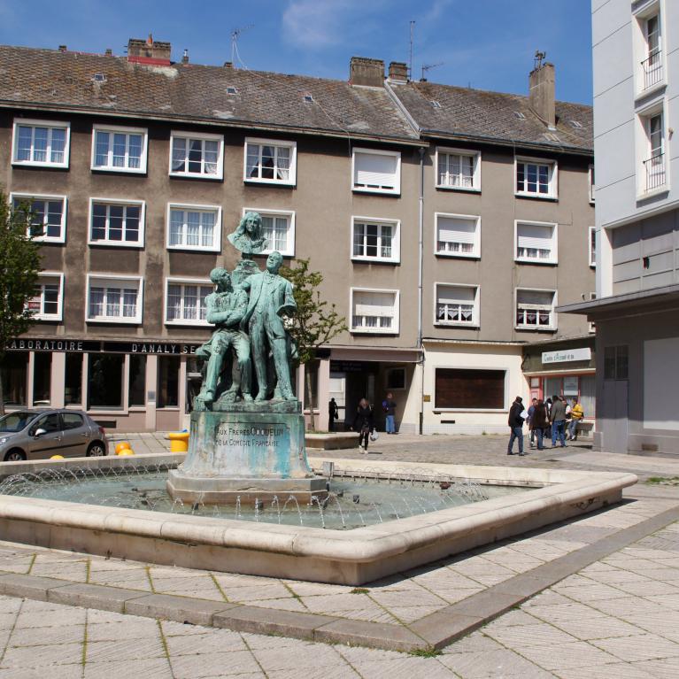 Statue aux Frères Coquelin