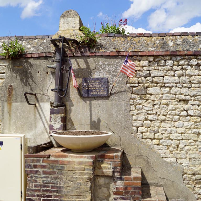 Écrammeville-Plaque commémorative 29ème Division US