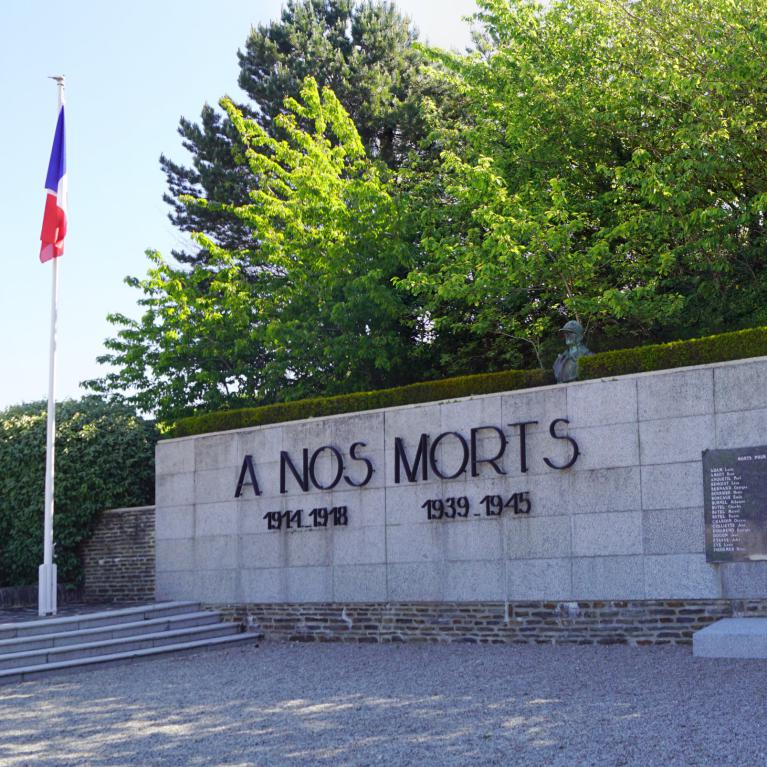 La Haye du Puits-Monument aux morts