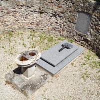 Sépulture du Chanoine Lebas