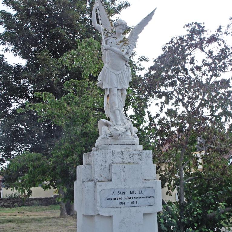 Statue Saint Michel