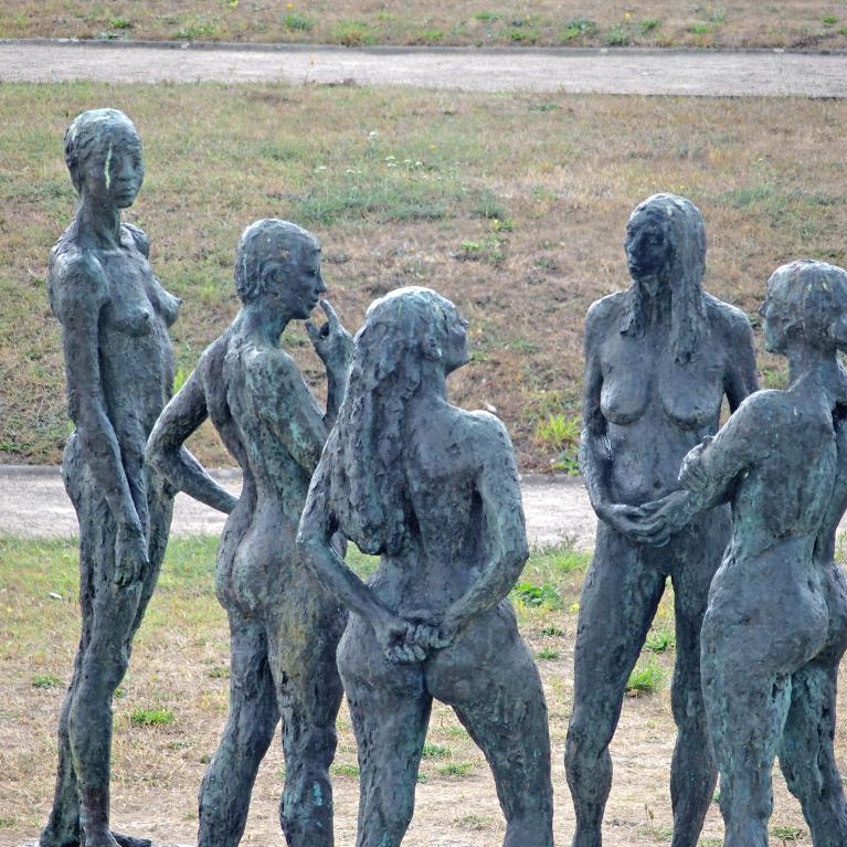 Statue La Conversation