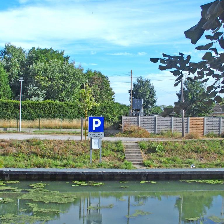 Canal de Bourbourg-ponton d’attente