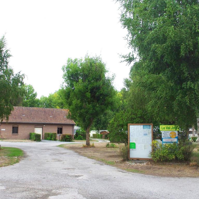Camping Le Val Joly