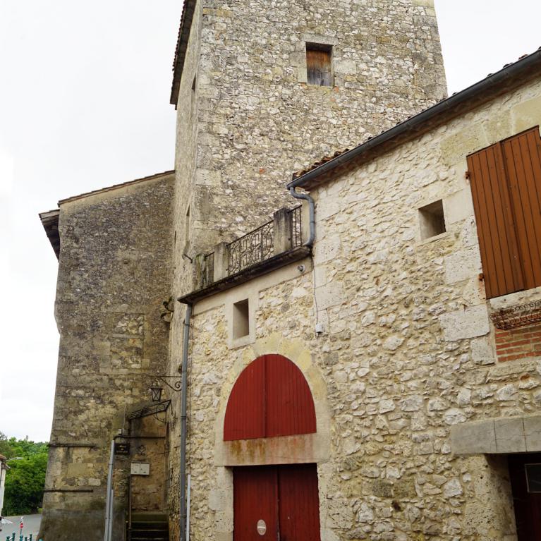 La tour, reste du château