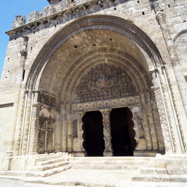 Abbaye Saint Pierre - Portail