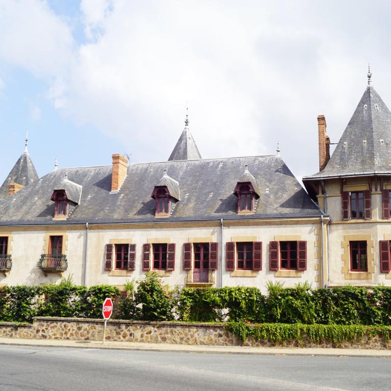 Château des Launays